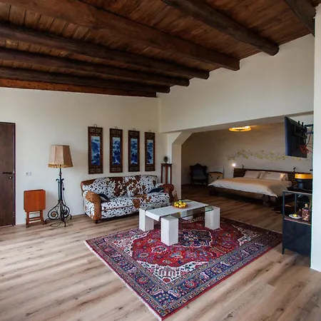 Bed & Breakfast Jardines De 3*