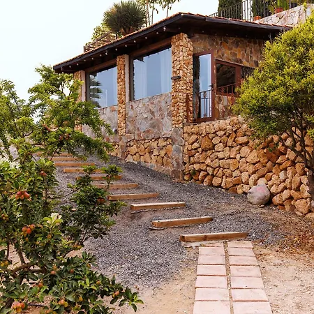 Bed & Breakfast Jardines De 3*