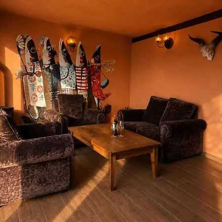 Bed and Breakfast Jardines De 3*