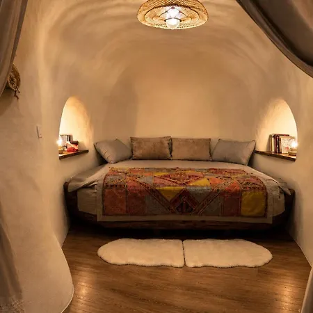 Jardines De Bed and Breakfast 3*